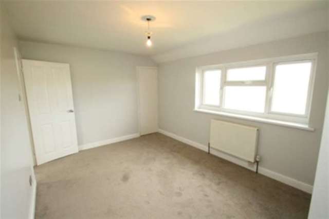  Image of 2 bedroom Detached house to rent in Edwin Road Dartford DA2 at Dartford, DA2 7DJ