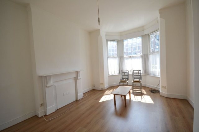  Image of 2 bedroom Flat to rent in Elder Avenue London N8 at Elder Avenue  Crouch End, N8 8PS