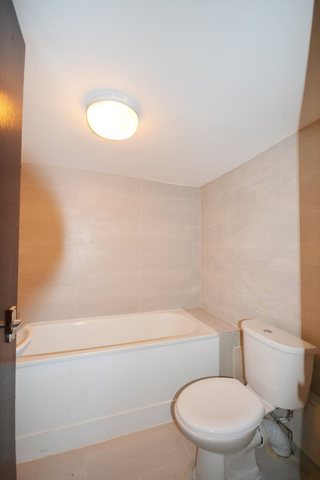  Image of 2 bedroom Flat to rent in Elder Avenue London N8 at Elder Avenue  Crouch End, N8 8PS
