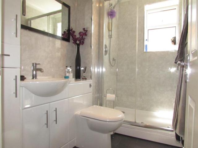  Image of 3 bedroom Detached house to rent in Encombe Close Poole BH12 at Poole  Wallisdown, BH12 4DD