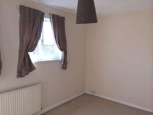  Image of 3 bedroom Property for sale in Erw Ifan Pencoed Bridgend CF35 at Erw Ifan  Bridgend, CF35 6YH