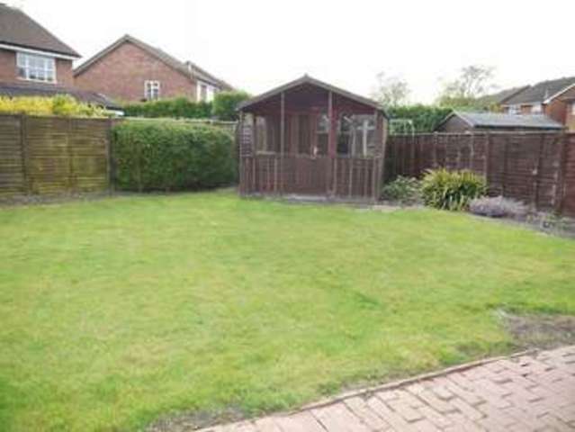 Image of 4 bedroom Detached house for sale in Evans Close Aylesbury HP21 at Evans Close  Aylesbury, HP21 9YA