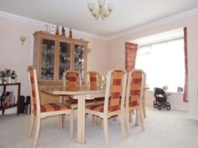  Image of 4 bedroom Detached house for sale in Farleigh Road Warlingham CR6 at Warlingham Surrey Warlingham, CR6 9EJ