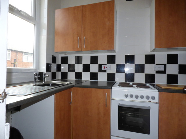  Image of 2 bedroom Terraced house to rent in Firth Mount Beeston Leeds LS11 at Firth Mount Beeston Leeds, LS11 7HP
