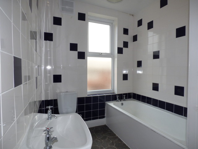 Image of 2 bedroom Terraced house to rent in Firth Mount Beeston Leeds LS11 at Firth Mount Beeston Leeds, LS11 7HP