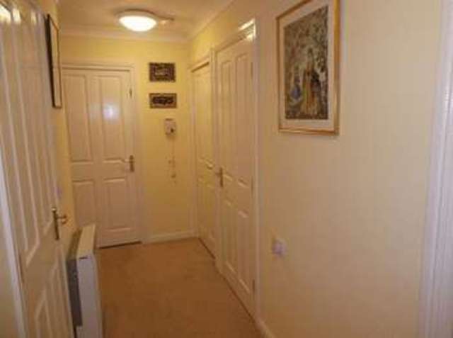  Image of 2 bedroom Flat for sale in Bartin Close Sheffield S11 at Bartin Close  Sheffield, S11 9GE
