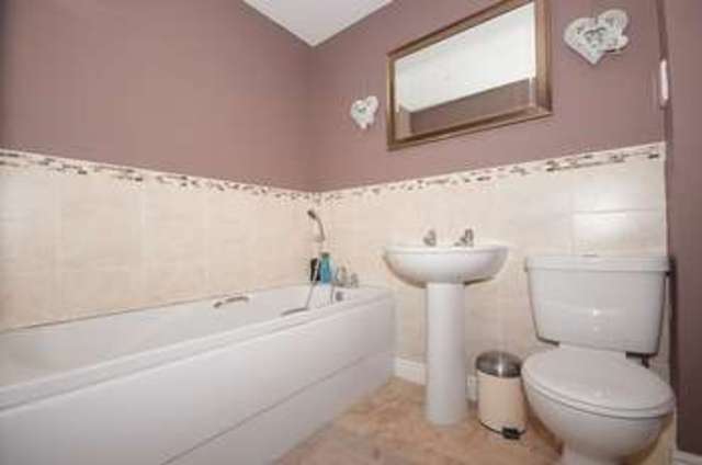  Image of 3 bedroom Semi-Detached house for sale in Florin Drive Boston PE21 at Florin Drive  Boston, PE21 7LU