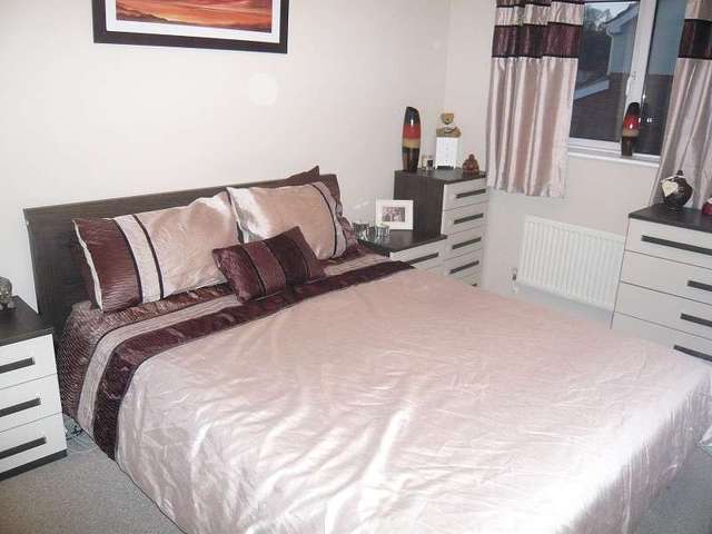  Image of 5 bedroom Semi-Detached house for sale in Glan-Y-Nant Tondu Bridgend CF32 at Glan-Y-Nant  Tondu, CF32 9DT