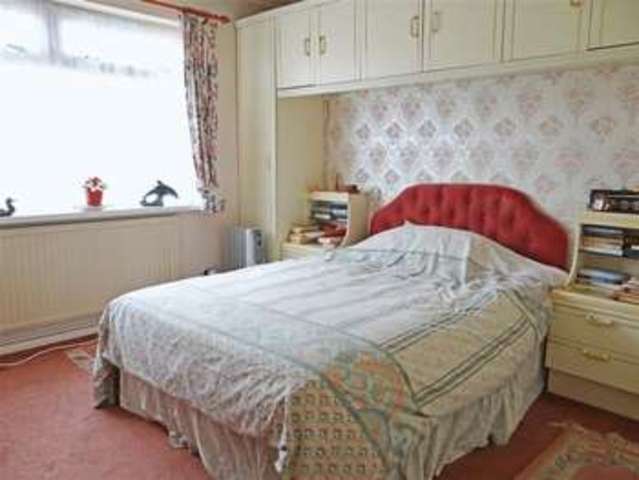  Image of 3 bedroom Detached house for sale in Glendale Crescent Salisbury SP1 at Glendale Crescent  Salisbury, SP1 1NT