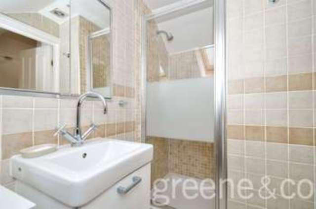  Image of 2 bedroom Flat for sale in Glengall Road London NW6 at Queens Park London Kilburn Park, NW6 7EL