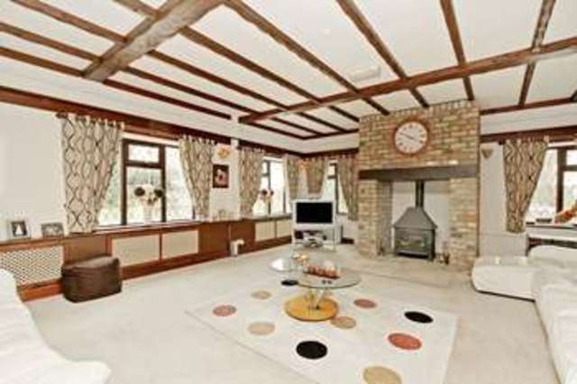  Image of 5 bedroom Detached house for sale in Glentham Market Rasen LN8 at Glentham Market Rasen, LN8 2AF