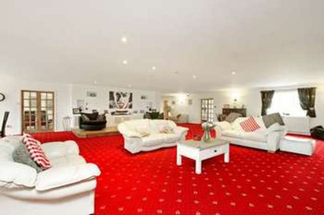  Image of 5 bedroom Detached house for sale in Glentham Market Rasen LN8 at Glentham Market Rasen, LN8 2AF