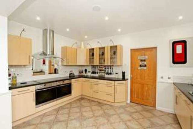  Image of 5 bedroom Detached house for sale in Glentham Market Rasen LN8 at Glentham Market Rasen, LN8 2AF