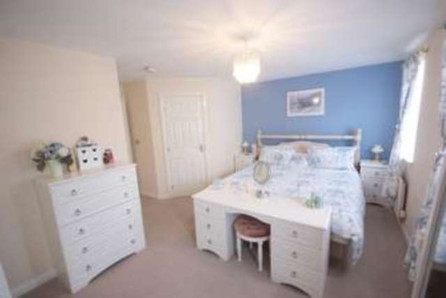  Image of 5 bedroom Detached house for sale in Grayson Close Lee-on-the-Solent PO13 at Grayson Close  Lee-On-The-Solent, PO13 8BH
