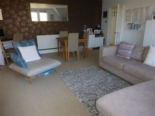  Image of 2 bedroom Flat for sale in Grimston Gardens Folkestone CT20 at Folkestone Kent Folkestone, CT20 2PT