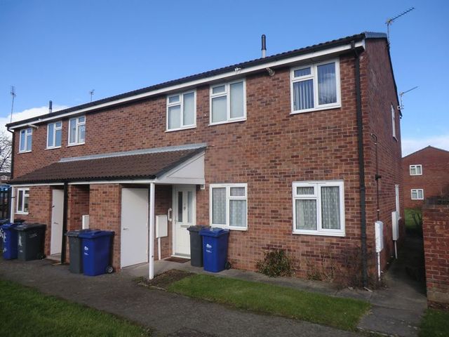  Image of 2 bedroom Flat for sale in Harper Avenue Burton-on-Trent DE13 at Harper Avenue  Burton-On-Trent, DE13 0LT