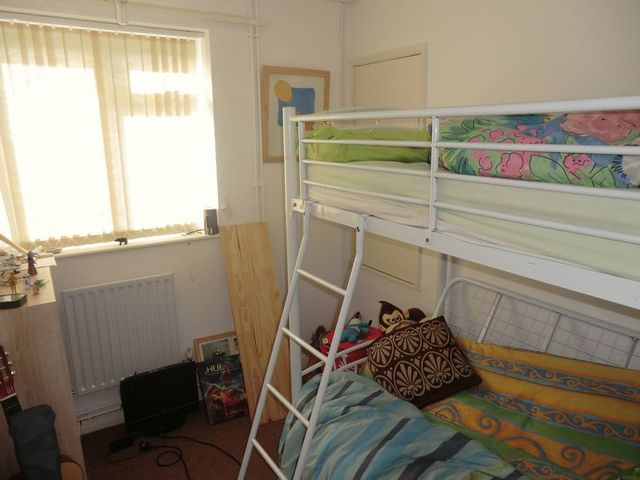  Image of 2 bedroom Flat for sale in Harper Avenue Burton-on-Trent DE13 at Harper Avenue  Burton-On-Trent, DE13 0LT