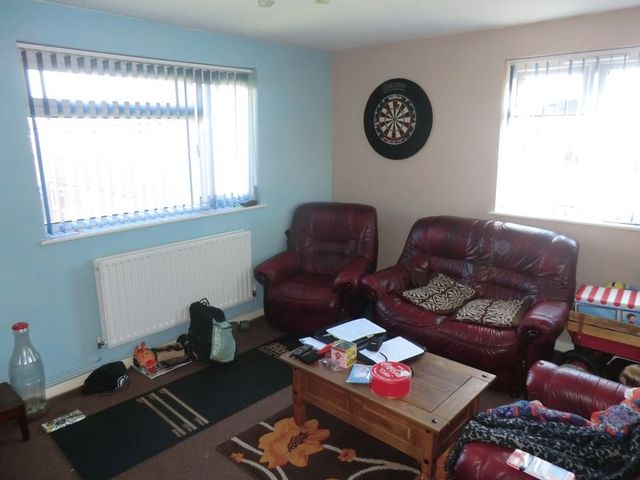  Image of 2 bedroom Flat for sale in Harper Avenue Burton-on-Trent DE13 at Harper Avenue  Burton-On-Trent, DE13 0LT