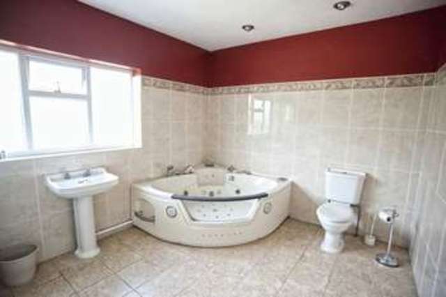  Image of 4 bedroom Detached house for sale in Church Lane Harpswell Gainsborough DN21 at Harpswell, DN21 5UY