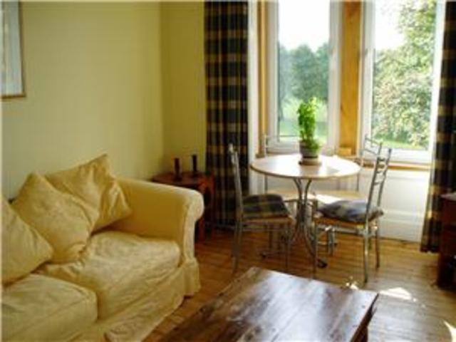  Image of 2 bedroom Flat to rent in Harrison Road Edinburgh EH11 at Merchiston Edinburgh Edinburgh, EH11 1LT