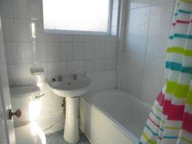  Image of 2 bedroom Property to rent in Harrow View Harrow HA2 at Harrow View  Harrow, HA2 6QN