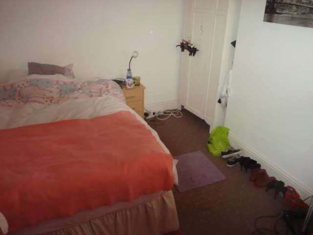  Image of 5 bedroom Terraced house to rent in Hatherley Road Reading RG1 at Hatherley Road  Reading, RG1 5QE