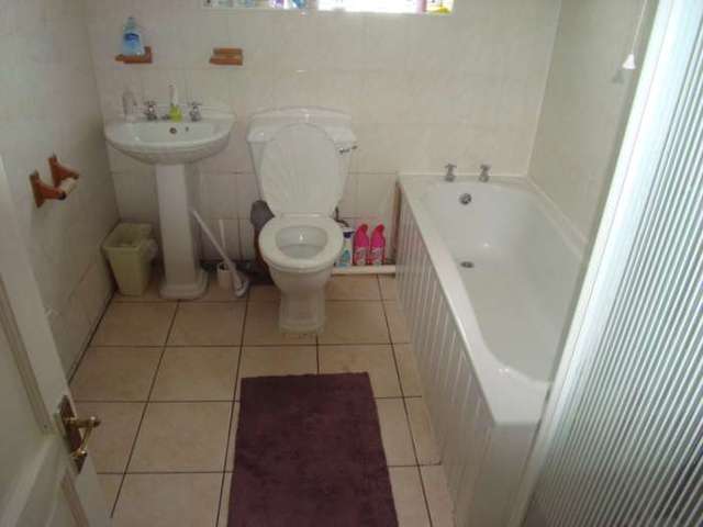  Image of 5 bedroom Terraced house to rent in Hatherley Road Reading RG1 at Hatherley Road  Reading, RG1 5QE