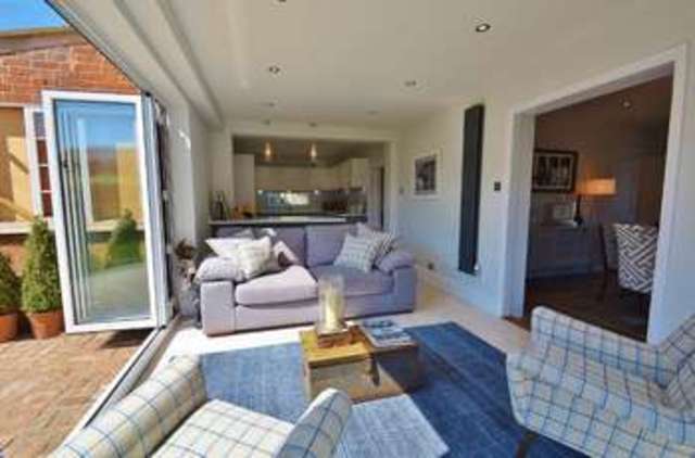  Image of 4 bedroom Detached house for sale in High Street Chalgrove Oxford OX44 at High Street  Chalgrove, OX44 7SR