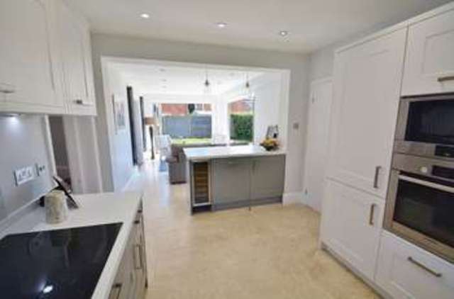  Image of 4 bedroom Detached house for sale in High Street Chalgrove Oxford OX44 at High Street  Chalgrove, OX44 7SR