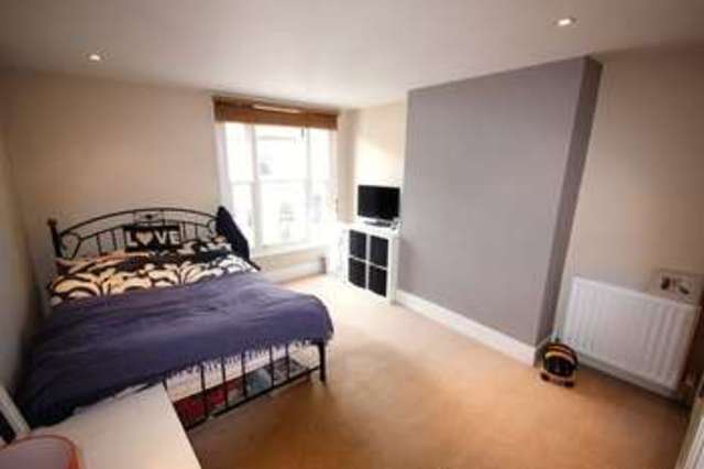  Image of 2 bedroom Terraced house for sale in High Street Markyate St. Albans AL3 at High Street Markyate St. Albans, AL3 8JG