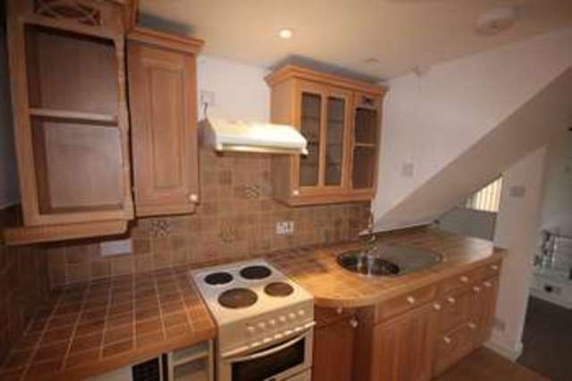  Image of 1 bedroom Flat to rent in High Street Markyate St. Albans AL3 at High Street Markyate St. Albans, AL3 8HZ
