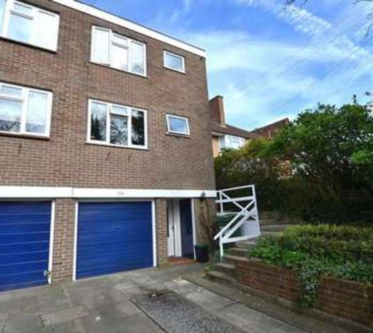  Image of 3 bedroom Detached house for sale in Highland Road Bromley BR1 at Highland Road  Bromley, BR1 4AA