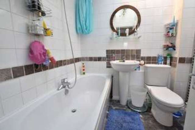  Image of 3 bedroom Detached house for sale in Highland Road Bromley BR1 at Highland Road  Bromley, BR1 4AA