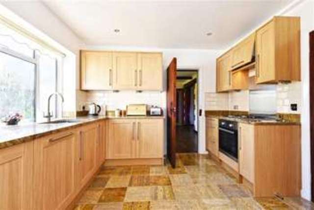  Image of 4 bedroom Property to rent in Hill Drive Hove BN3 at Hill Drive Hove Hove, BN3 6QN