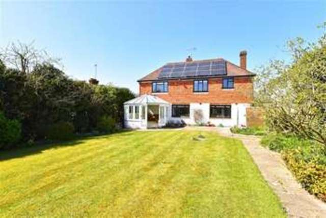  Image of 4 bedroom Property to rent in Hill Drive Hove BN3 at Hill Drive Hove Hove, BN3 6QN
