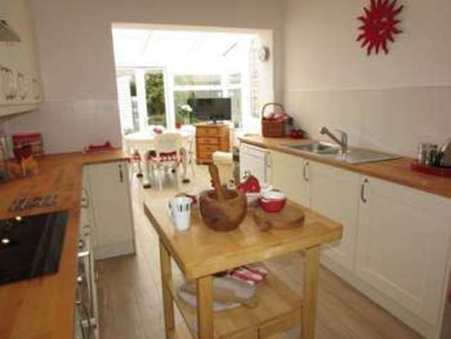  Image of 3 bedroom Detached house for sale in Hillcrest Avenue Heywood OL10 at Hillcrest Avenue  Heywood, OL10 4RL
