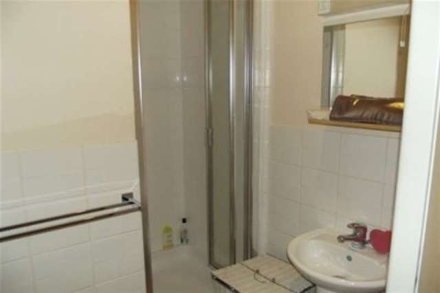  Image of 3 bedroom Detached house to rent in Honeychurch Close Redditch B98 at Redditch, B98 7BZ