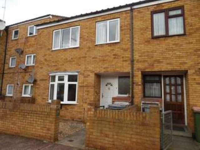  Image of 3 bedroom Detached house to rent in Howards Road London E13 at Howards Road  London, E13 8AZ