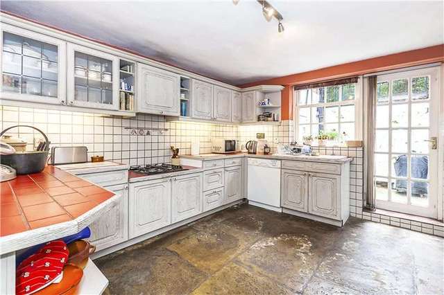  Image of 5 bedroom Terraced house for sale in Hyde Vale London SE10 at Greenwich London Greenwich, SE10 8QH