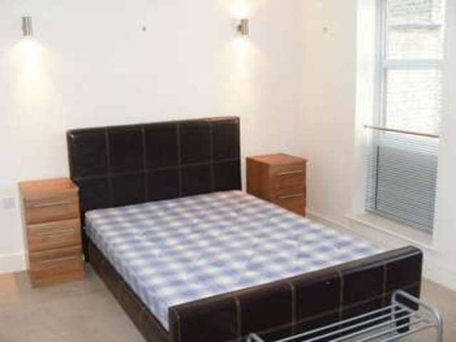  Image of 2 bedroom Flat to rent in Elizabeth Mews Kay Street London E2 at Kay Street  London, E2 8QG