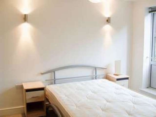  Image of 2 bedroom Flat to rent in Elizabeth Mews Kay Street London E2 at Kay Street  London, E2 8QG
