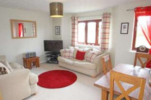  Image of 2 bedroom Flat for sale in Kilpatrick Avenue Paisley PA2 at Paisley Renfrewshire Elderslie, PA2 9DL