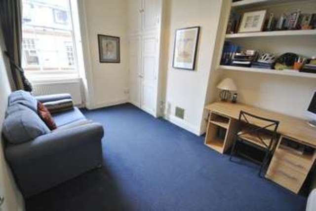  Image of 2 bedroom Flat to rent in King Street Chester CH1 at King Street  Chester, CH1 2AJ