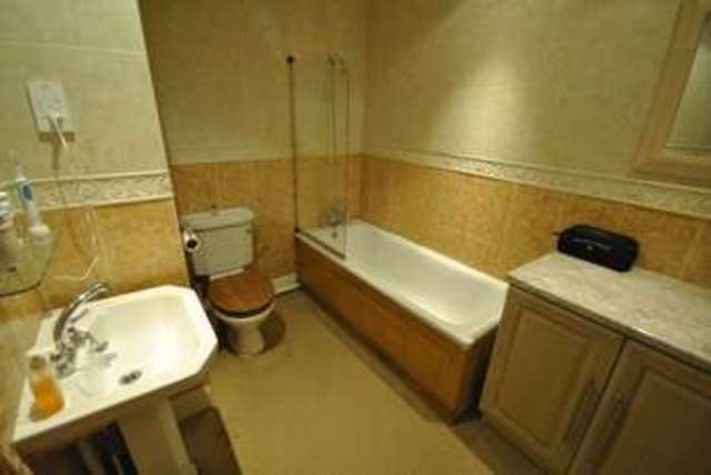  Image of 2 bedroom Flat to rent in King Street Chester CH1 at King Street  Chester, CH1 2AJ