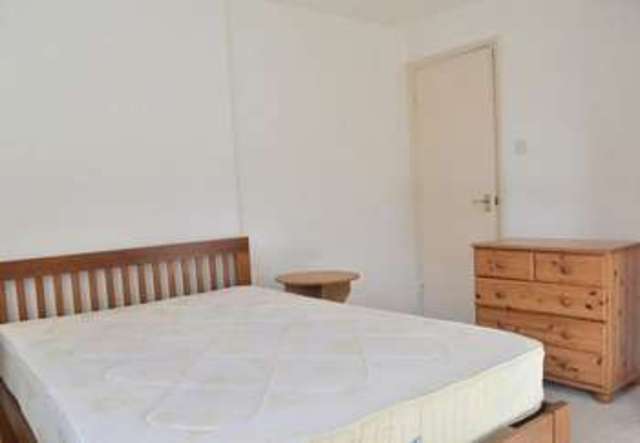  Image of 1 bedroom Flat to rent in Shoreditch High Street London E1 at Shoreditch High Street  London, E1 6LG