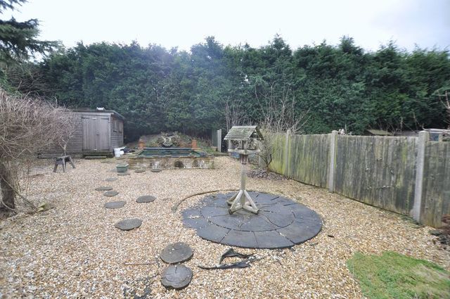  Image of 3 bedroom Detached house for sale in Kitling Greaves Lane Burton-on-Trent DE13 at Kitling Greaves Lane  Burton-On-Trent, DE13 0PA