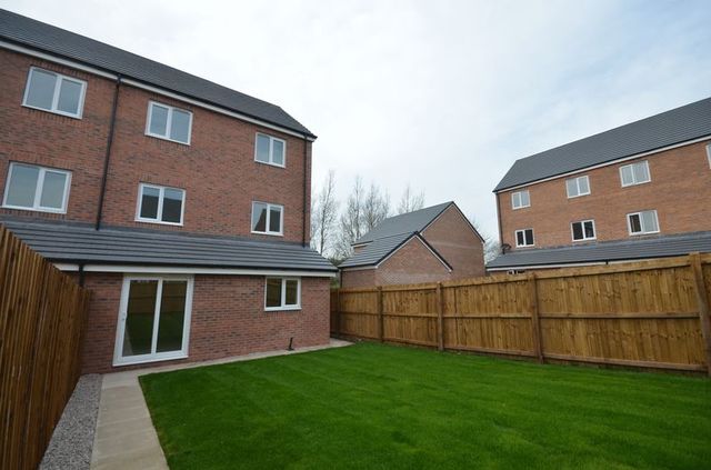  Image of 5 bedroom Detached house for sale in Laburnum Road Blackburn BB1 at Laburnum Walk  Blackburn, BB1 5PY