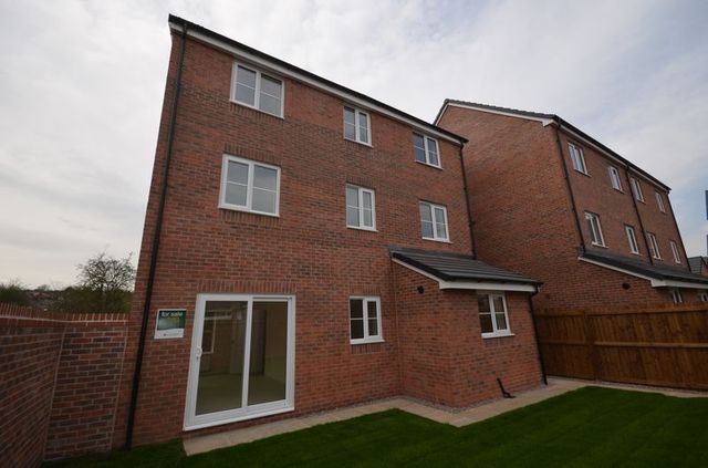  Image of 6 bedroom Detached house for sale in Laburnum Road Blackburn BB1 at Laburnum Walk  Blackburn, BB1 5PY