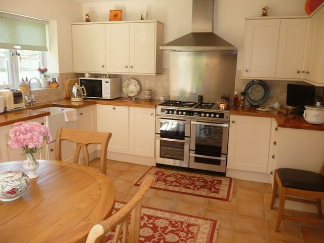  Image of 4 bedroom Detached house for sale in Latton Latton Swindon SN6 at Latton Latton, SN6 6DS