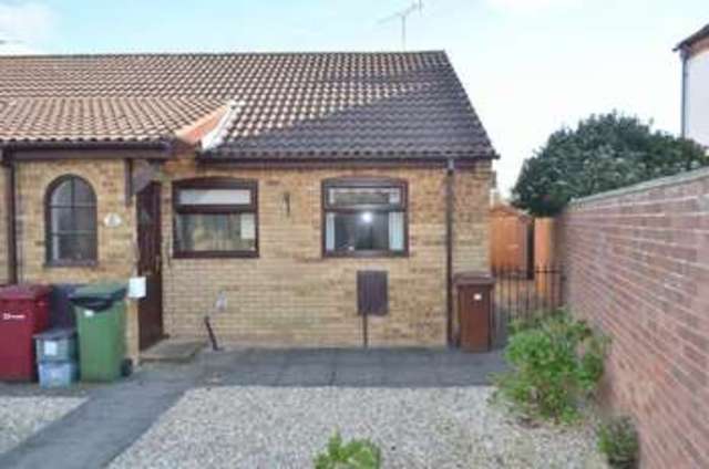  Image of 1 bedroom Bungalow for sale in Lea Garth Messingham Scunthorpe DN17 at Lea Garth Messingham Scunthorpe, DN17 3TE